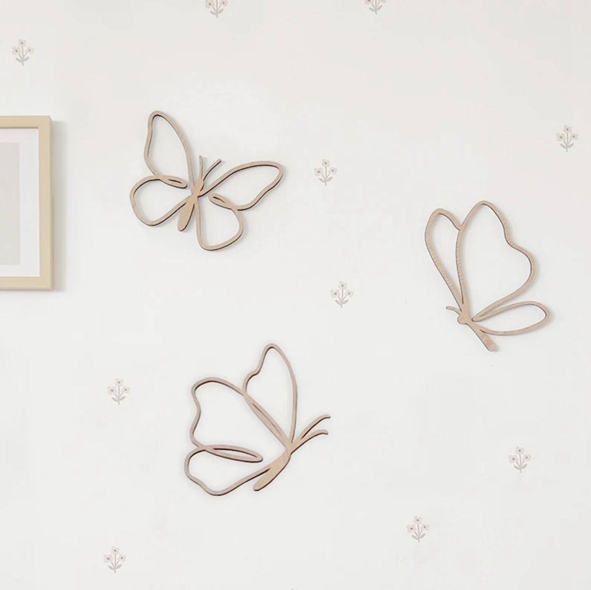 Wooden Butterflies Sign, Woode - Baby Nursery Products recension och pris